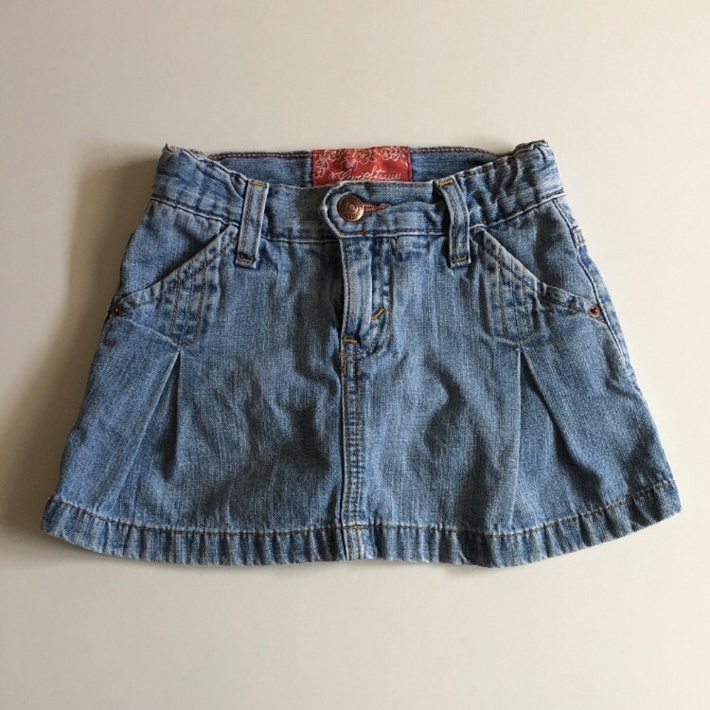3 for $10 | Levi’s denim skirt